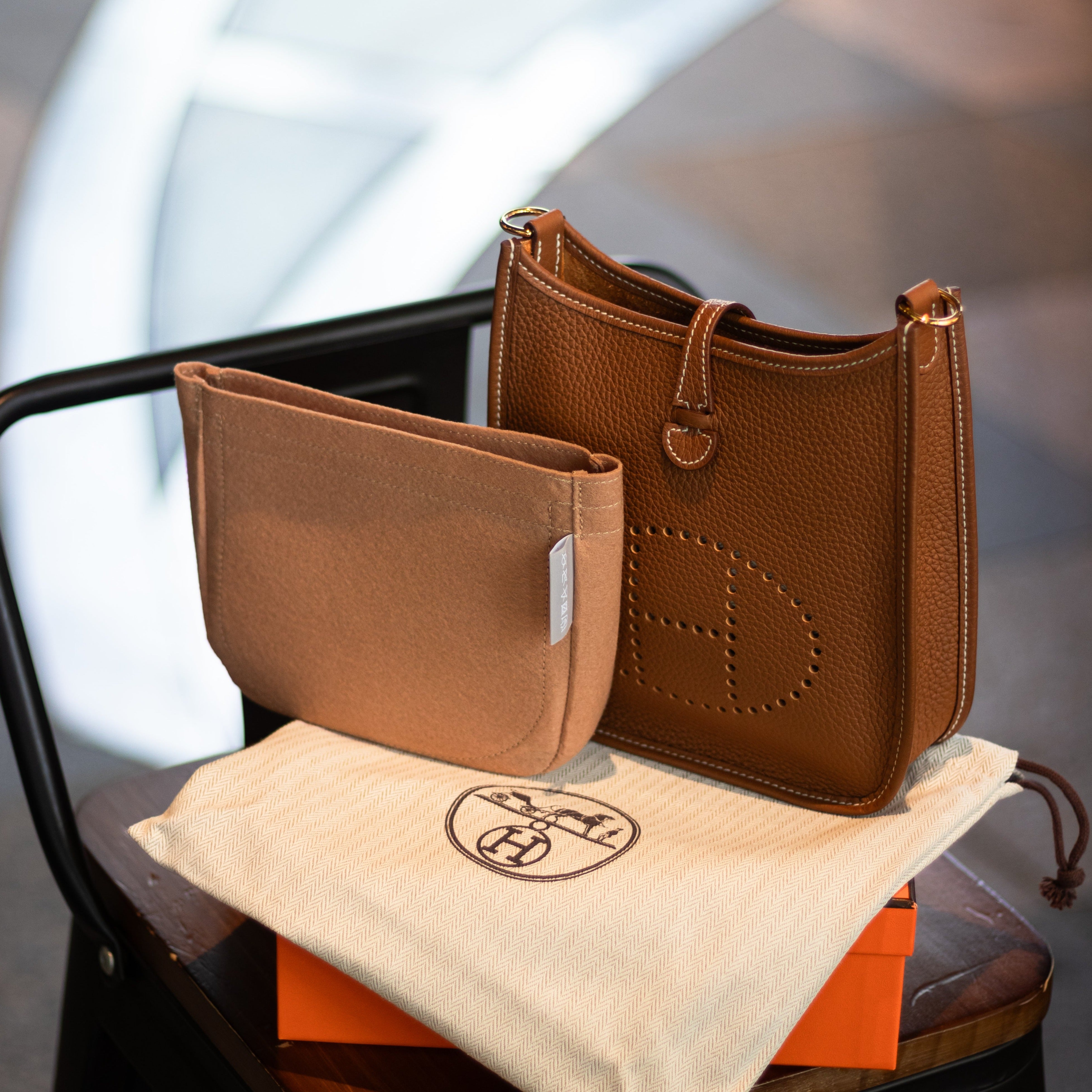 Hermes Evelyne with bag organiser