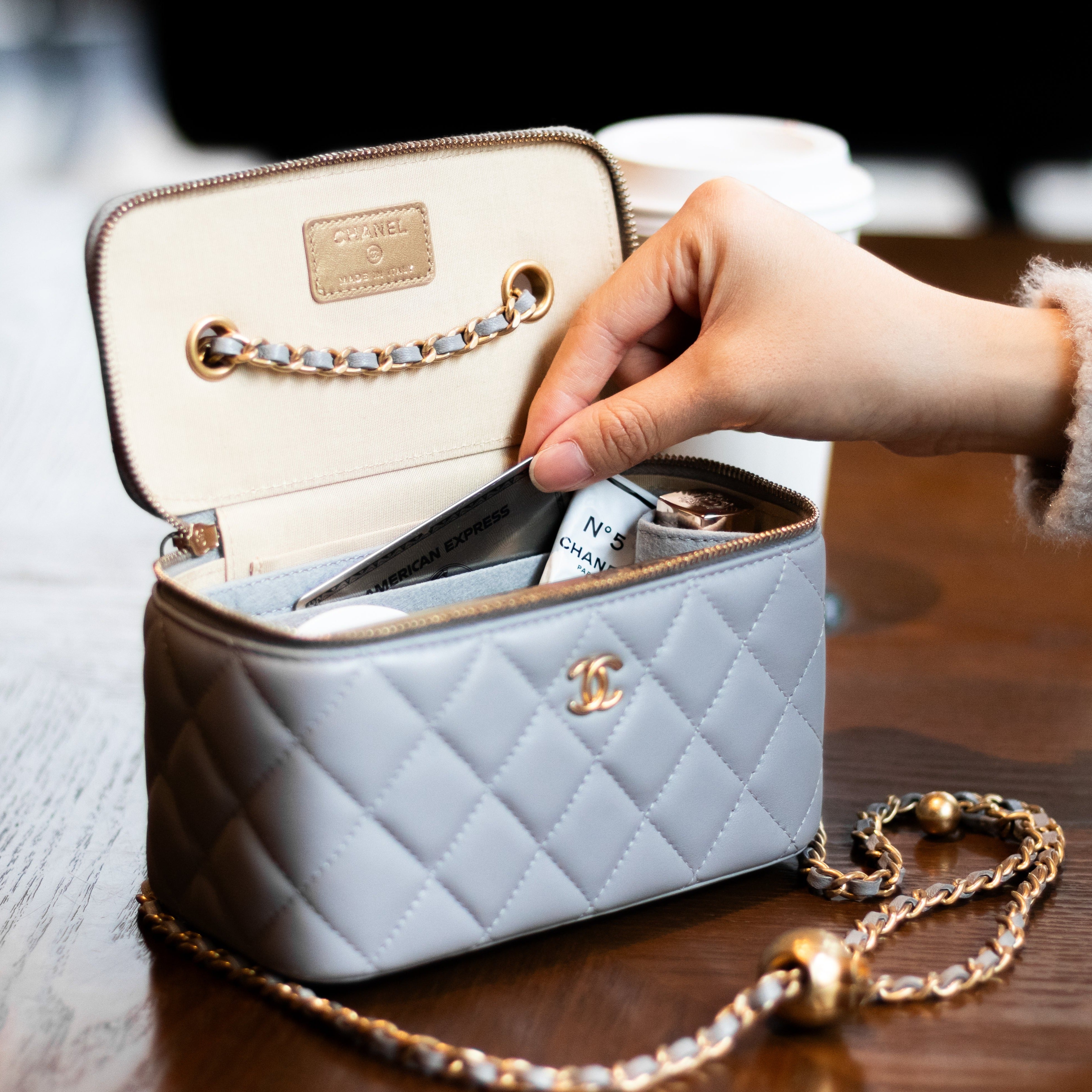 chanel vanity 1.2 mm cloud inner bag organiser